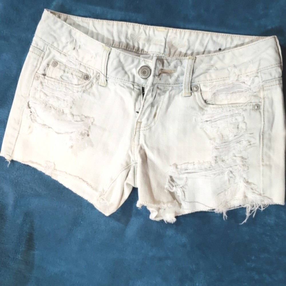 AMERICAN EAGLE Light denim shorts 2